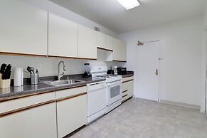 Prime Crystal City Apartments