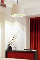 History Suite Essence