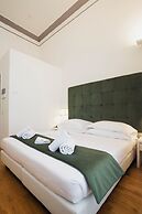 History Suite Essence