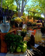 Laklouk 1808 lodge by Hansa