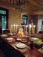 Laklouk 1808 lodge by Hansa