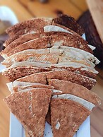 Laklouk 1808 lodge by Hansa