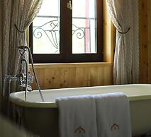 Laklouk 1808 lodge by Hansa