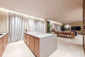 Jerina Mansion in Picall