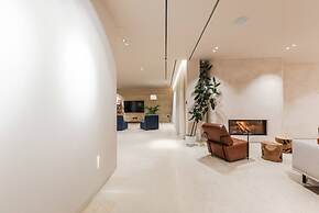 Jerina Mansion in Picall