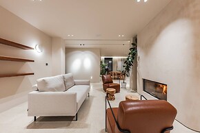 Jerina Mansion in Picall