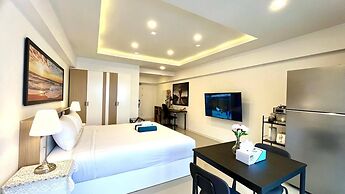 Partial Seaview Studio on 11 Floor Near Jungceylon, Bangla Street