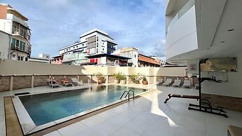 Partial Seaview Studio on 11 Floor Near Jungceylon, Bangla Street