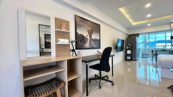 Partial Seaview Studio on 11 Floor Near Jungceylon, Bangla Street