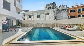 Heritage - Modern Studio Shared Pool, City Centre