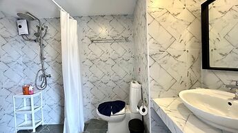 Partial Seaview Studio on 11 Floor Near Jungceylon, Bangla Street