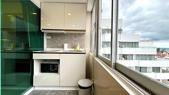 Partial Seaview Studio on 11 Floor Near Jungceylon, Bangla Street