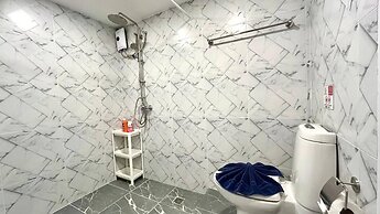 Partial Seaview Studio on 11 Floor Near Jungceylon, Bangla Street