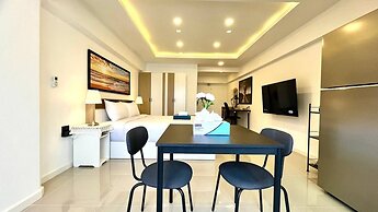 Partial Seaview Studio on 11 Floor Near Jungceylon, Bangla Street