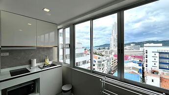 Partial Seaview Studio on 11 Floor Near Jungceylon, Bangla Street