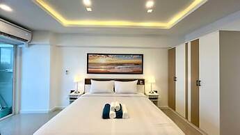 Partial Seaview Studio on 11 Floor Near Jungceylon, Bangla Street