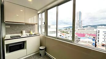 Partial Seaview Studio on 11 Floor Near Jungceylon, Bangla Street