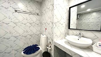 Partial Seaview Studio on 11 Floor Near Jungceylon, Bangla Street