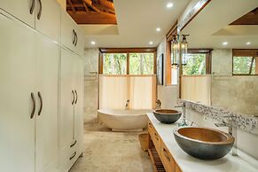 Villa Kayu Ubud By Azure