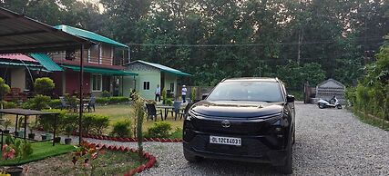 Corbett Sunrise India Homestay By Eiyuu Hotels