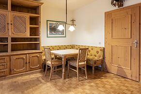 Nice Apartment With Balcony