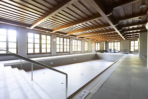 Apartment With Balcony/terrace
