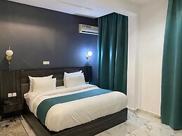 Tomking Legacy Hotel