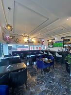 Tomking Legacy Hotel