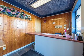 BLUE HORSE MOTEL