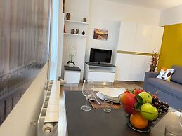 Studio With Balcony in Bovisa Milan