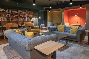 Alto Apartment Prime Location