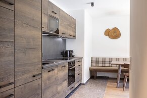 Amazing Lodge With Balcony