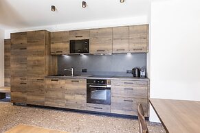 Amazing Lodge With Balcony