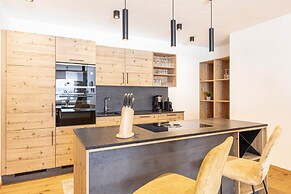 Spacious Apartment With Balcony