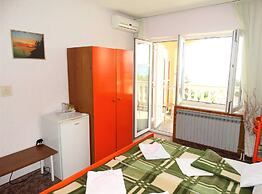 Crikvenica Apartments and Rooms With Sea View