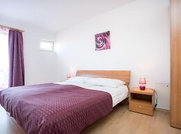 Scenic Elegant Apartments Krk With Balcony and Pool