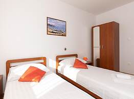 Scenic Elegant Apartments Krk With Balcony and Pool