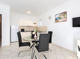 Scenic Elegant Apartments Krk With Balcony and Pool