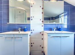 Scenic Elegant Apartments Krk With Balcony and Pool