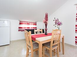 Scenic Elegant Apartments Krk With Balcony and Pool