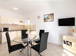 Scenic Elegant Apartments Krk With Balcony and Pool