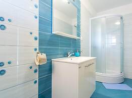 Scenic Elegant Apartments Krk With Balcony and Pool