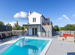 Luxury Krk Villa With Private Pool and Gardens