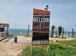 Spacious Urban Retreat Apartment With Terrace