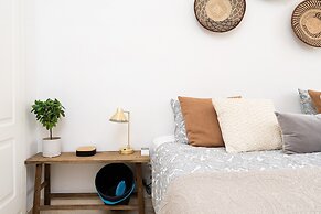 Lovely Apartment With Shared Pool