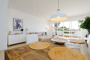 Lovely Apartment With Shared Pool