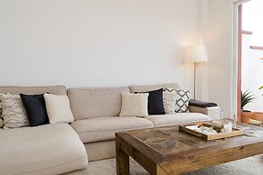 Lovely Apartment With Shared Pool