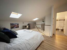 Chic Apt Near Piazza Duomo, Milan