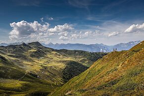 Apartment in Fugen With Balcony