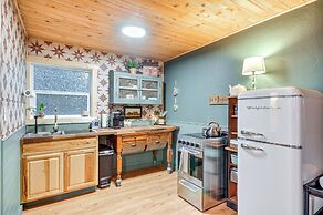 Hike, Ski & Explore: Rhododendron Forest Retreat!